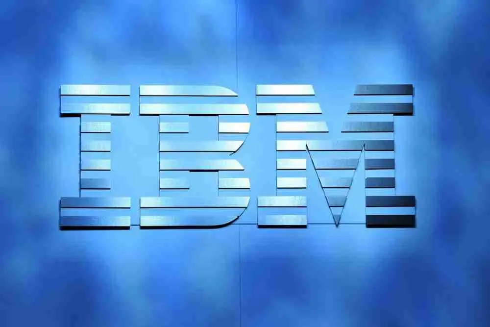 خفضت IBM وضع ديونها إلى 61.4 مليار دولار في نهاية العام من ذروة بلغت 73 مليار دولار.