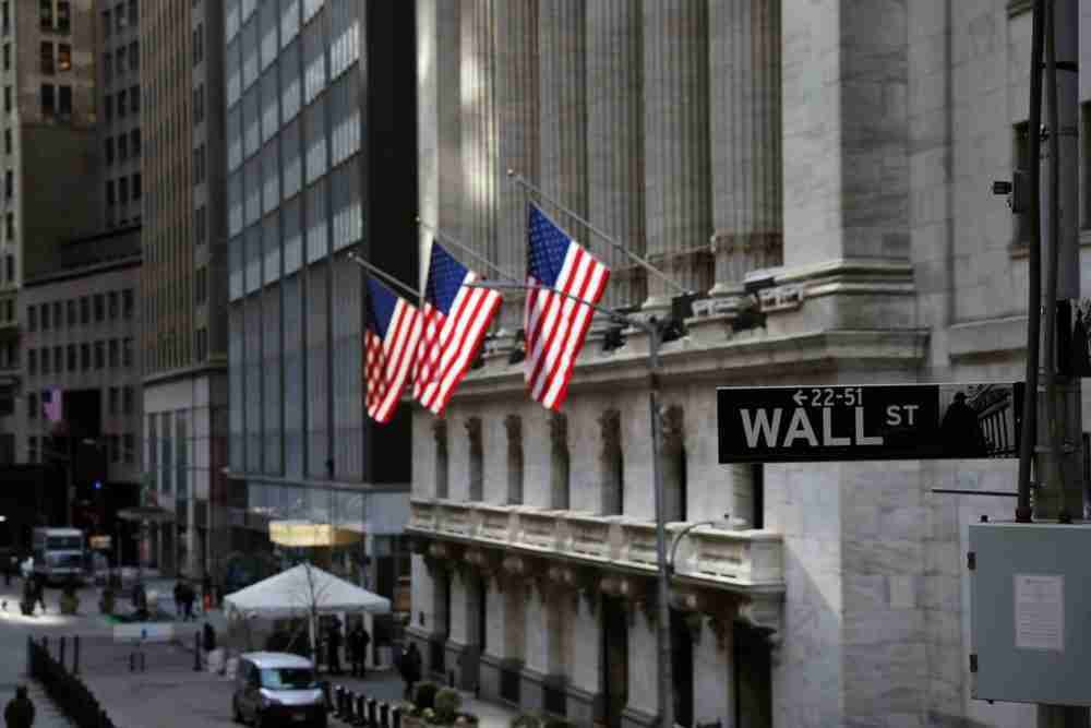 تقع بورصة نيويورك (NYSE) في الحي المالي في مانهاتن في 28 يناير 2021 في مدينة نيويورك. بواسطة غيتي إيماجيز