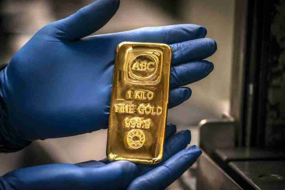 تعثر سعر الذهب بنسبة 9٪ منذ أن سجل أعلى مستوى قياسي له في آخر مرة. ديفيد جراي\وكالة الصحافة الفرنسية\غيتي إيماجز