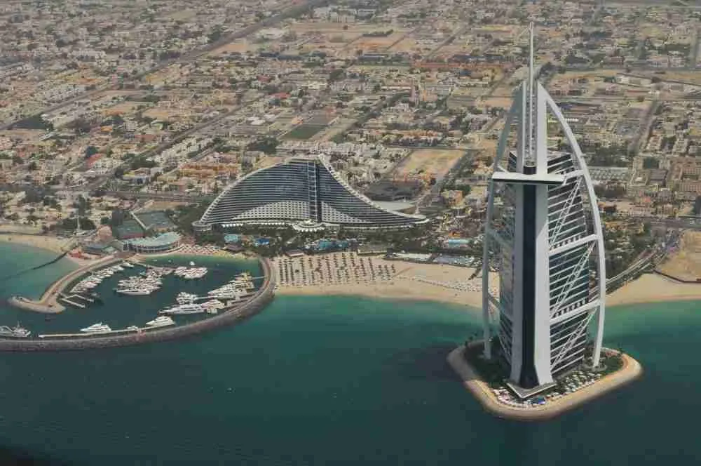 بواسطة: انسبلاش.