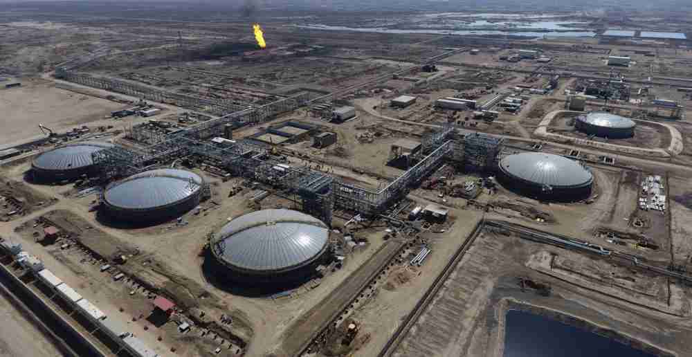 هل تشتري إكسون موبيل شركة بايونير ؟