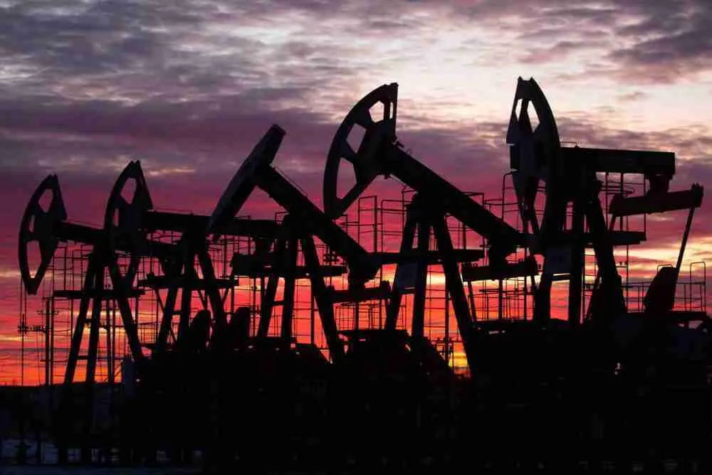 Oil Rises as OPEC+ May Adjust Supply in Wake of Reserves Release مصدر الصورة: بلومبيرغ.