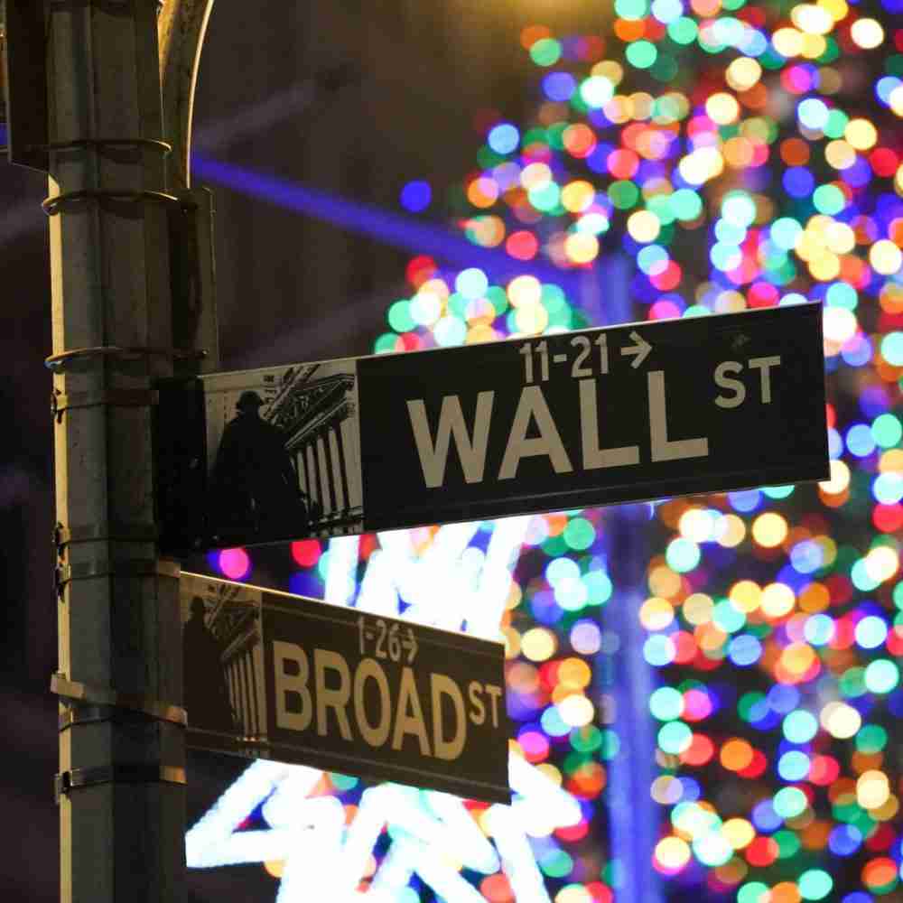 الأسهم تغرق وسط مخاوف بشأن أوميكرون ومصير أجندة بايدن وموجز أخبار سوق الأسهم