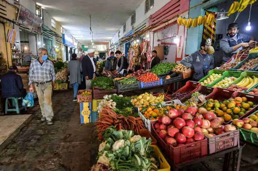 تتوقع تونس عجزا في الميزانية عند 6.7٪ من الناتج المحلي الإجمالي في 2022