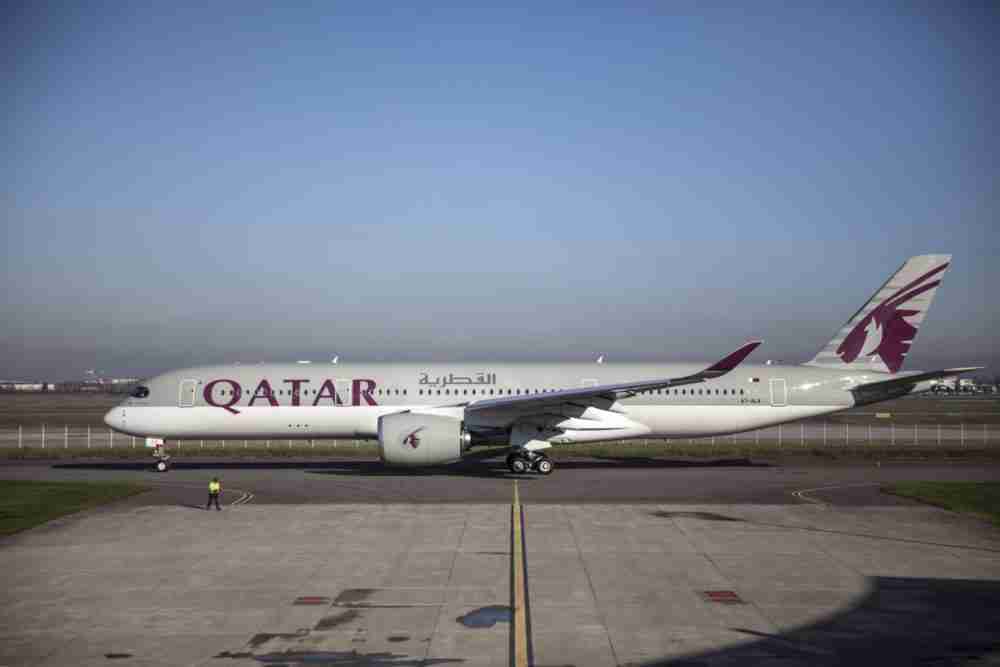 الخطوط الجوية القطرية تقاضي إيرباص بسبب خلاف بشأن طلاء طائرة إيرباص A350