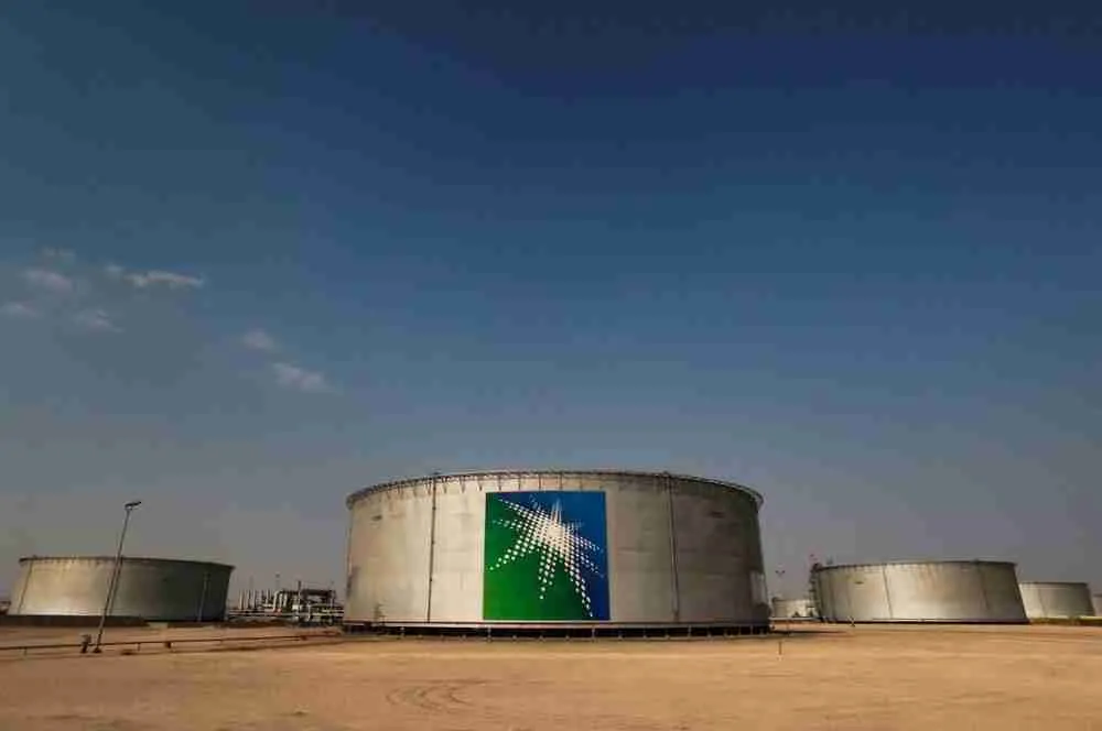 أرامكو السعودية تصبح أكثر الشركات قيمة في العالم مع انخفاض سهم آبل