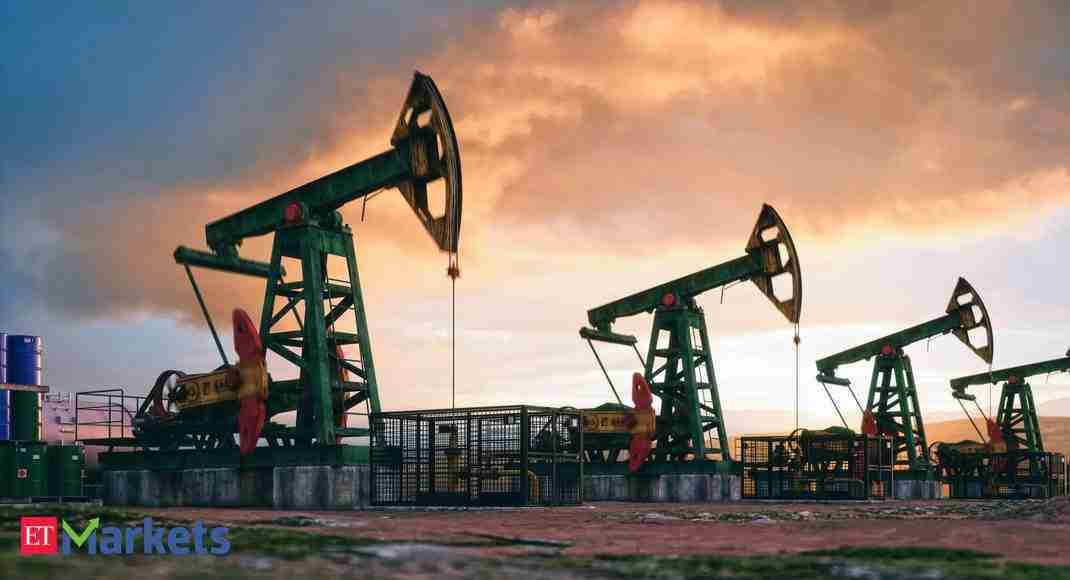 تراجعت أسعار النفط مع ارتفاع تقلبات السوق بسبب التوترات في أوكرانيا