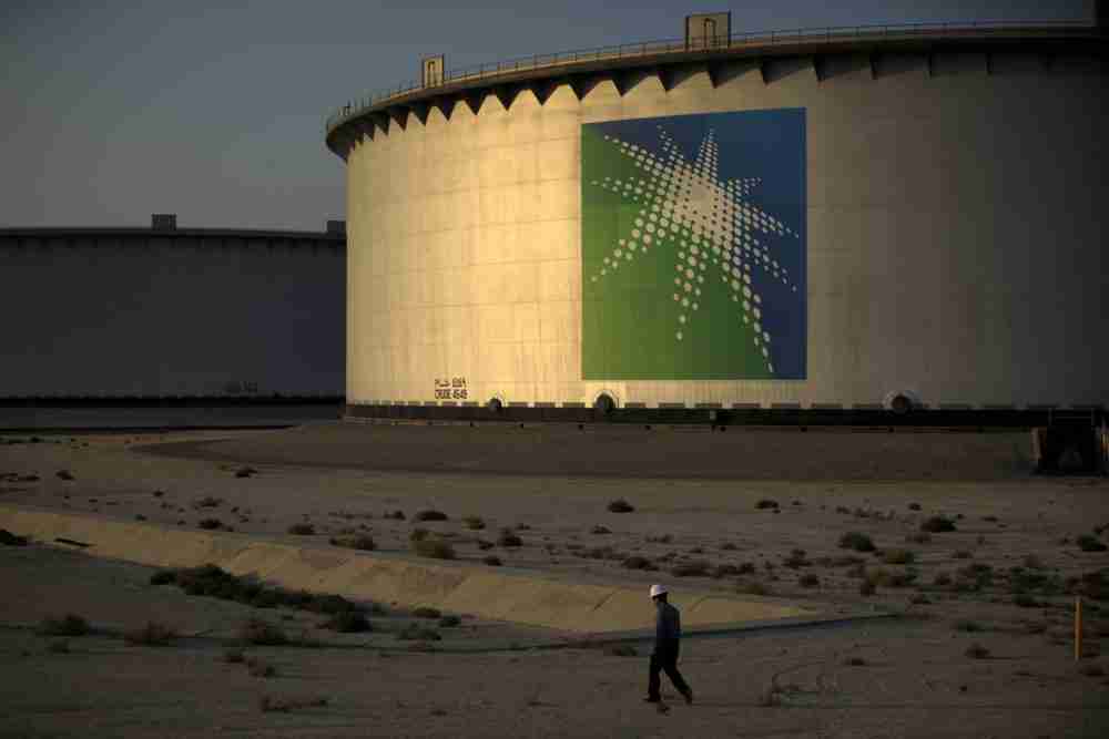 استفادت أرامكو السعودية ليس فقط من ارتفاع أسعار النفط بنحو 45٪ هذا العام ، ولكن أيضًا من ارتفاع إنتاج المملكة. الصورة: سيمون داوسون، لبلومبيرغ.