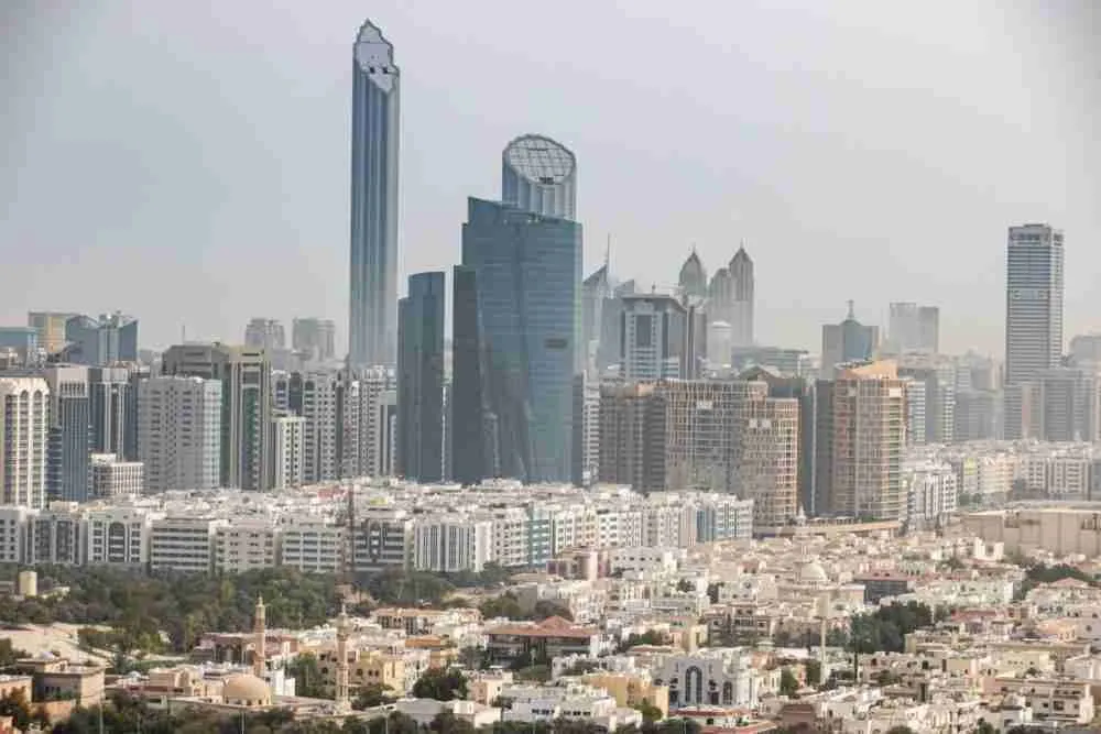 “الدار العقارية” تشتري أبراج بقيمة 1.2 مليار دولار من من شركة مبادلة