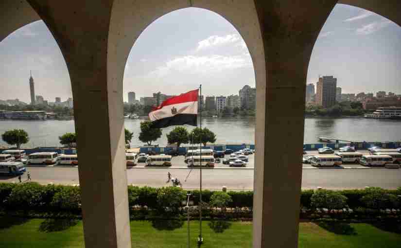 مصر بحاجة إلى إصلاحات أعمق في سعيها للحصول على قرض جديد