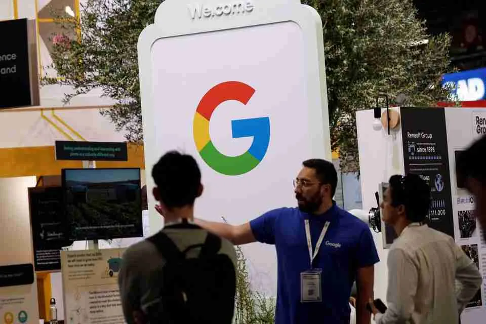 غوغل تواجه ضغوطًا في الهند لكبح تطبيقات الإقراض غير القانوني