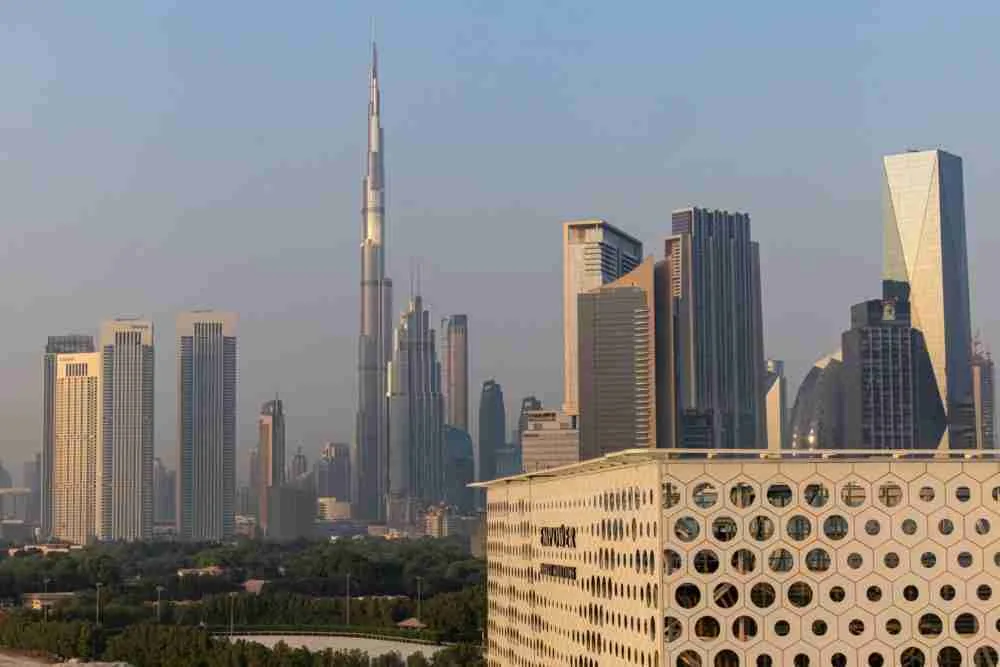 دبي توافق على دفع رواتب بالعملات المشفرة في حكم قضائي تاريخي