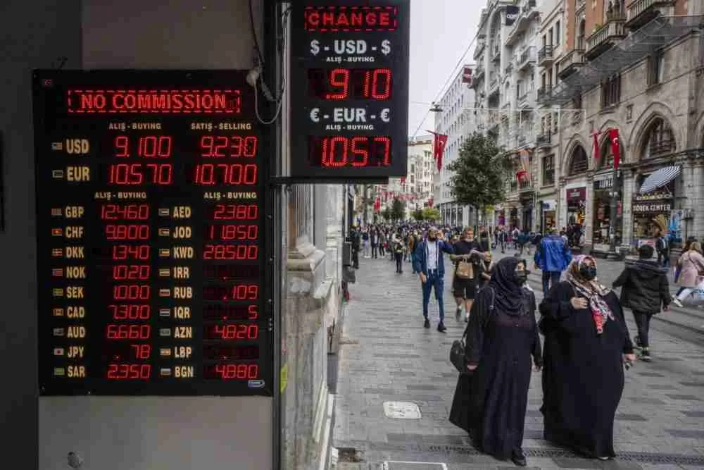 السعودية تودع 5 مليارات دولار في البنك المركزي التركي