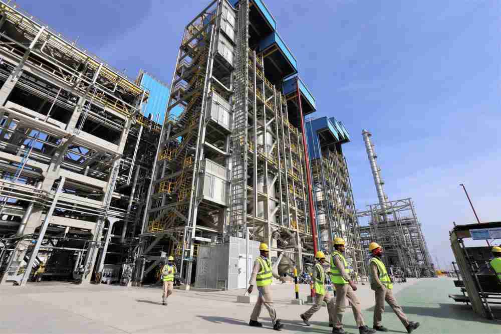 الكويت تصدر أول شحنة من وقود الطائرات من مصفاة الزور الجديدة