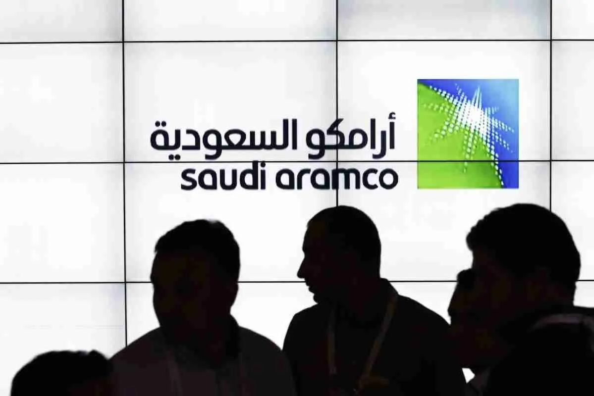 أرامكو السعودية نتائج مالية متألقة وآفاق تجارية طموحة