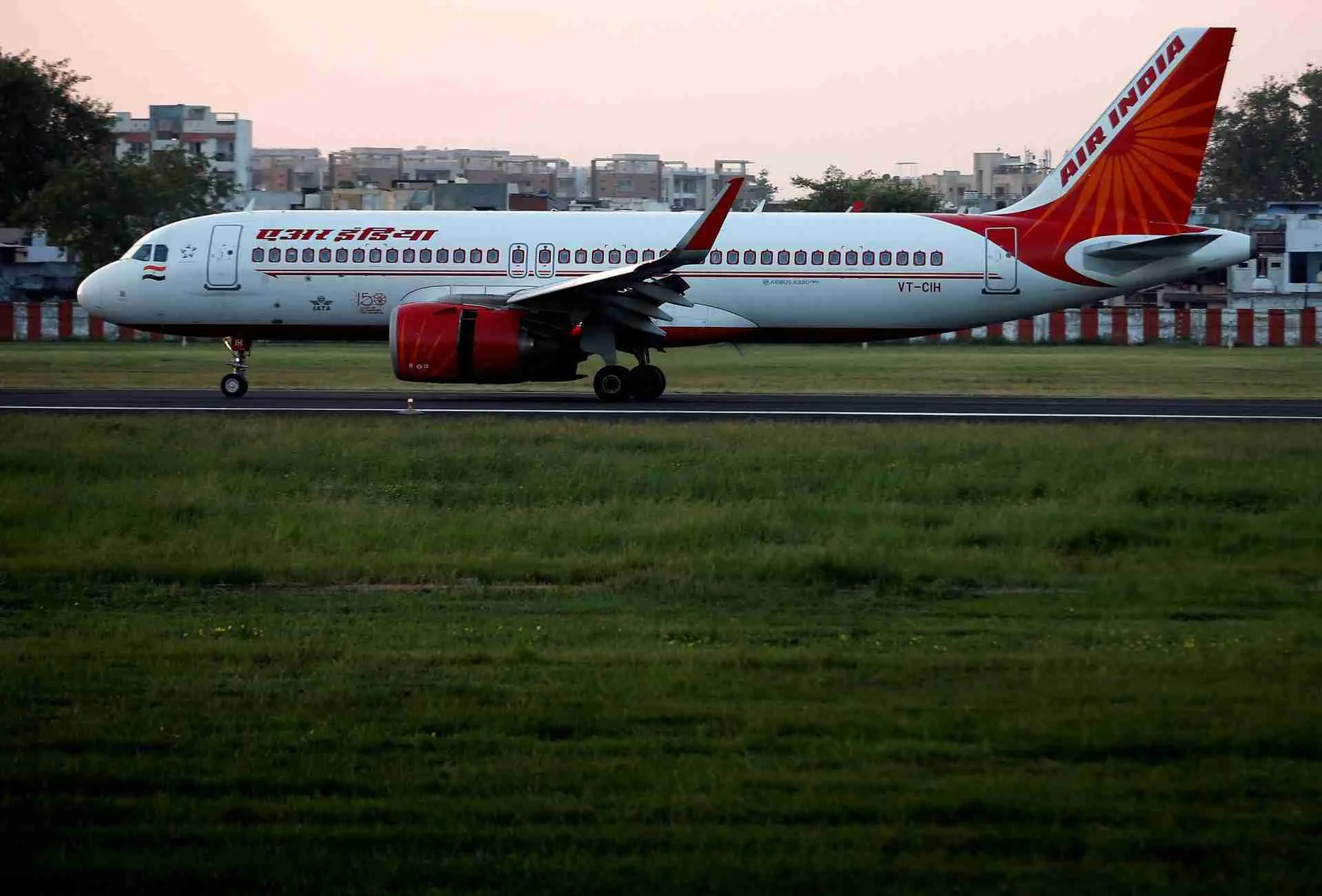 FILE PHOTO: An Air India Airbus A320neo passenger plane moves on the runway after landing, in Ahmedabad مصدر الصورة: رويترز