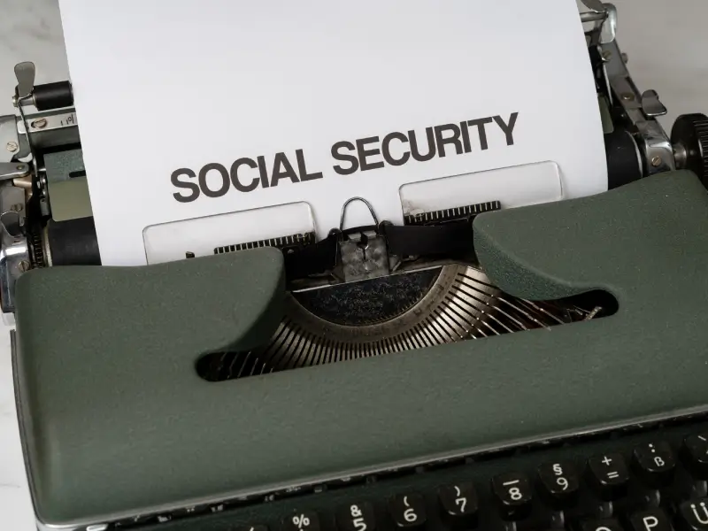 هل يمضي بايدن في مقترح رفع سقف الرواتب لإنقاذ برنامج الضمان الاجتماعي؟