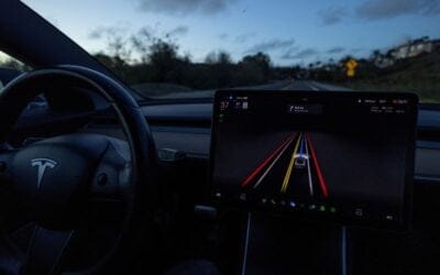 ألفابت قد تكون المستفيد الأكبر من حدث سيارات الأجرة الآلية الذي تنظمه تسلا