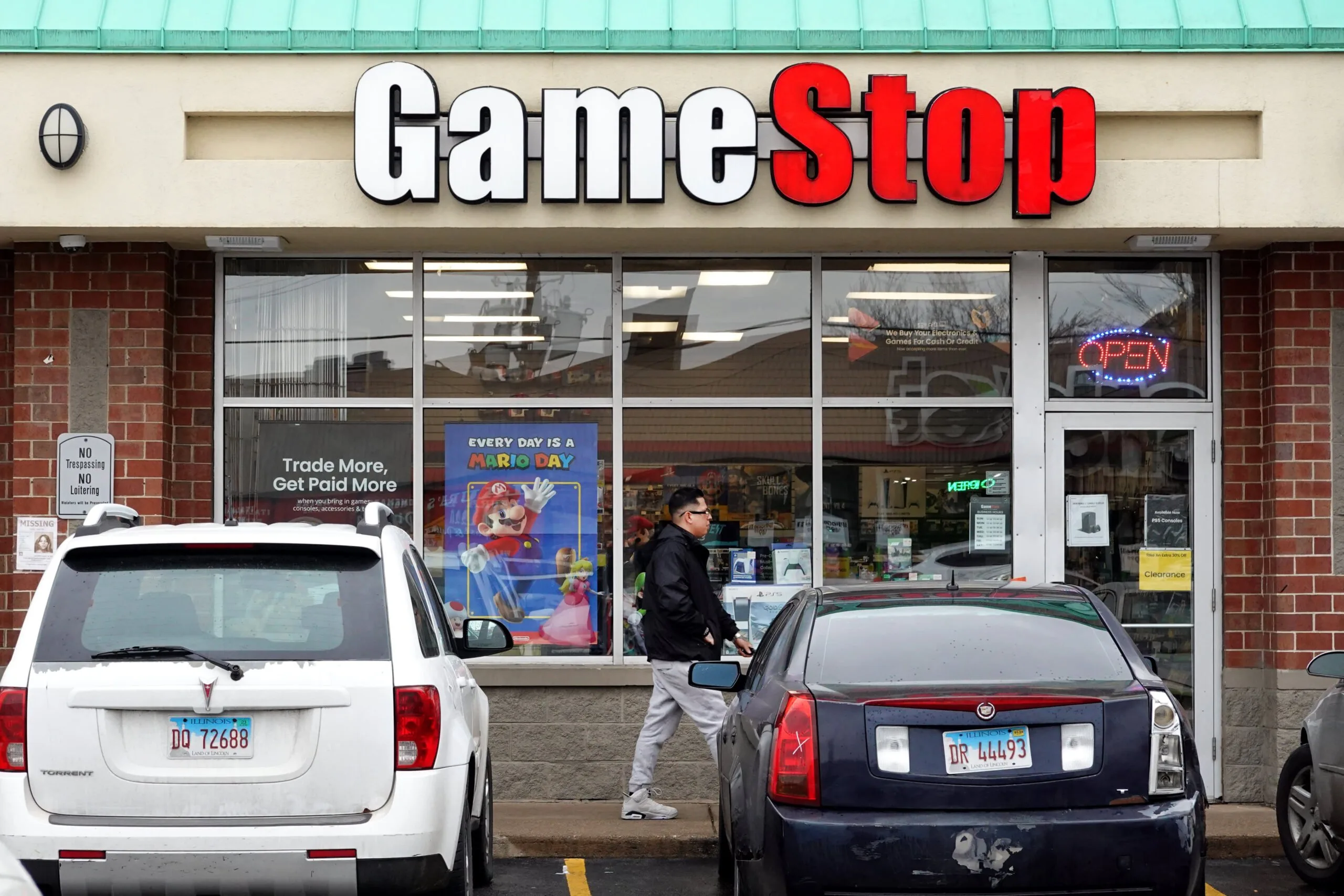 GameStop, AMC Stock Are Up 50% Since the Meme Rally Reignited—and Keep on Rolling مصدر الصورة: وسائل التواصل الاجتماعي