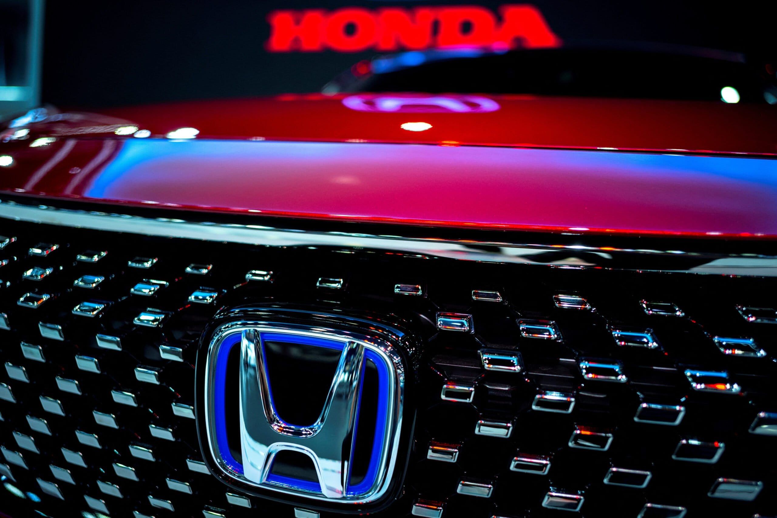 FILE PHOTO: The Honda Motor logo is pictured at the 43rd Bangkok International Motor Show مصدر الصورة: رويترز