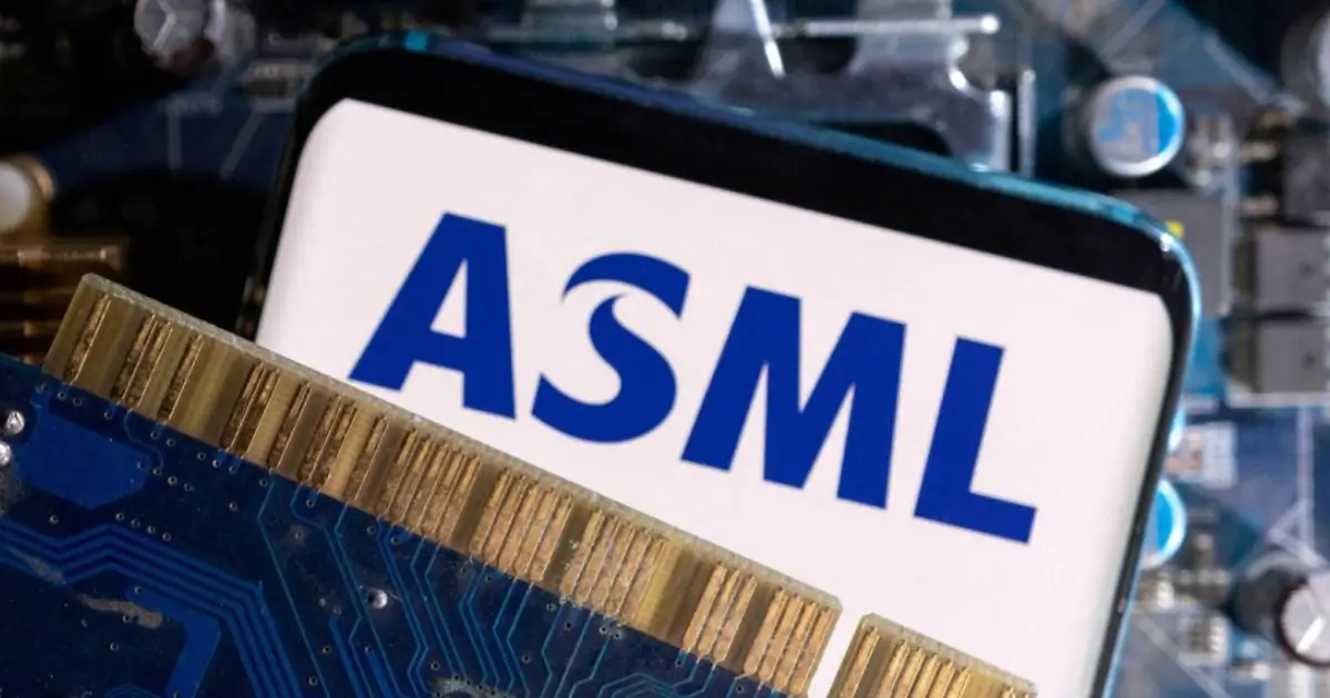 الرئيس التنفيذي لشركة إيه إس إم إل: إن حملة الولايات المتحدة لتقييد صادرات الشركة إلى الصين باسم الأمن القومي أصبحت "ذات دوافع اقتصادية".